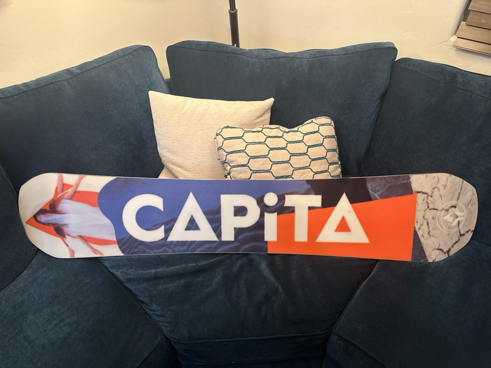 CAPiTA  DOA Defenders of Awesome 158 Snowboard All Mountain