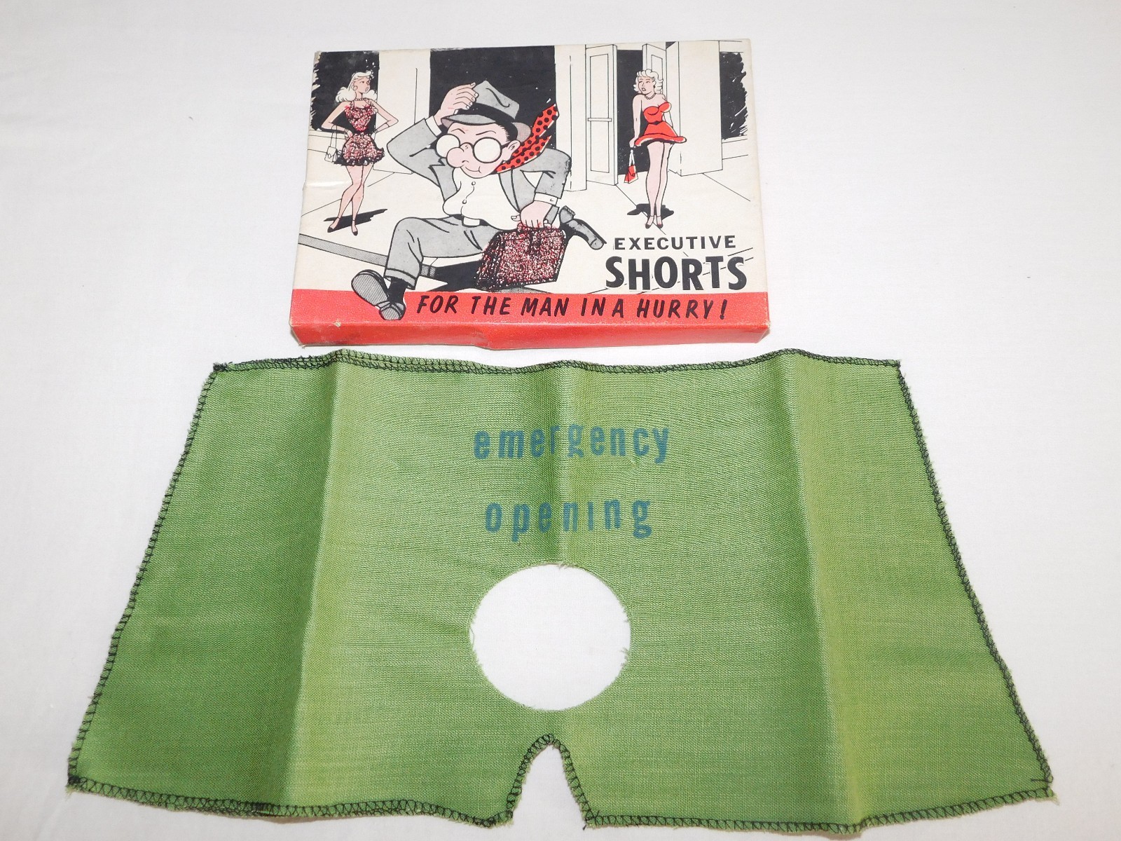 VINTAGE 1950S FUNNY NOVELTY GIFT EXECUTIVE SHORTS FOR THE MAN IN A HURRY IN BOX