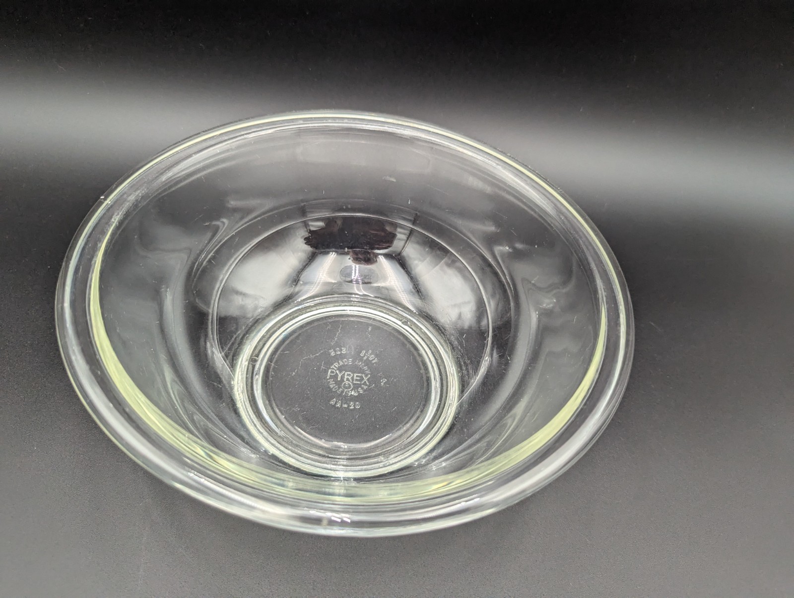 PYREX #323 Mixing Bowl Originals Clear  1.5 Liter Clear Glass Corning