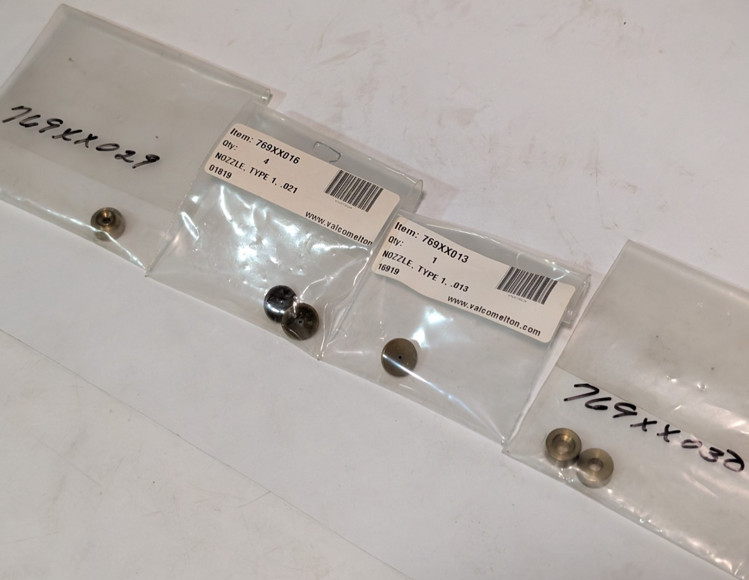 Lot of 6 New & Used Valco Melton 769XX013, 769XX016, 769XX029, 769XX030 Nozzles