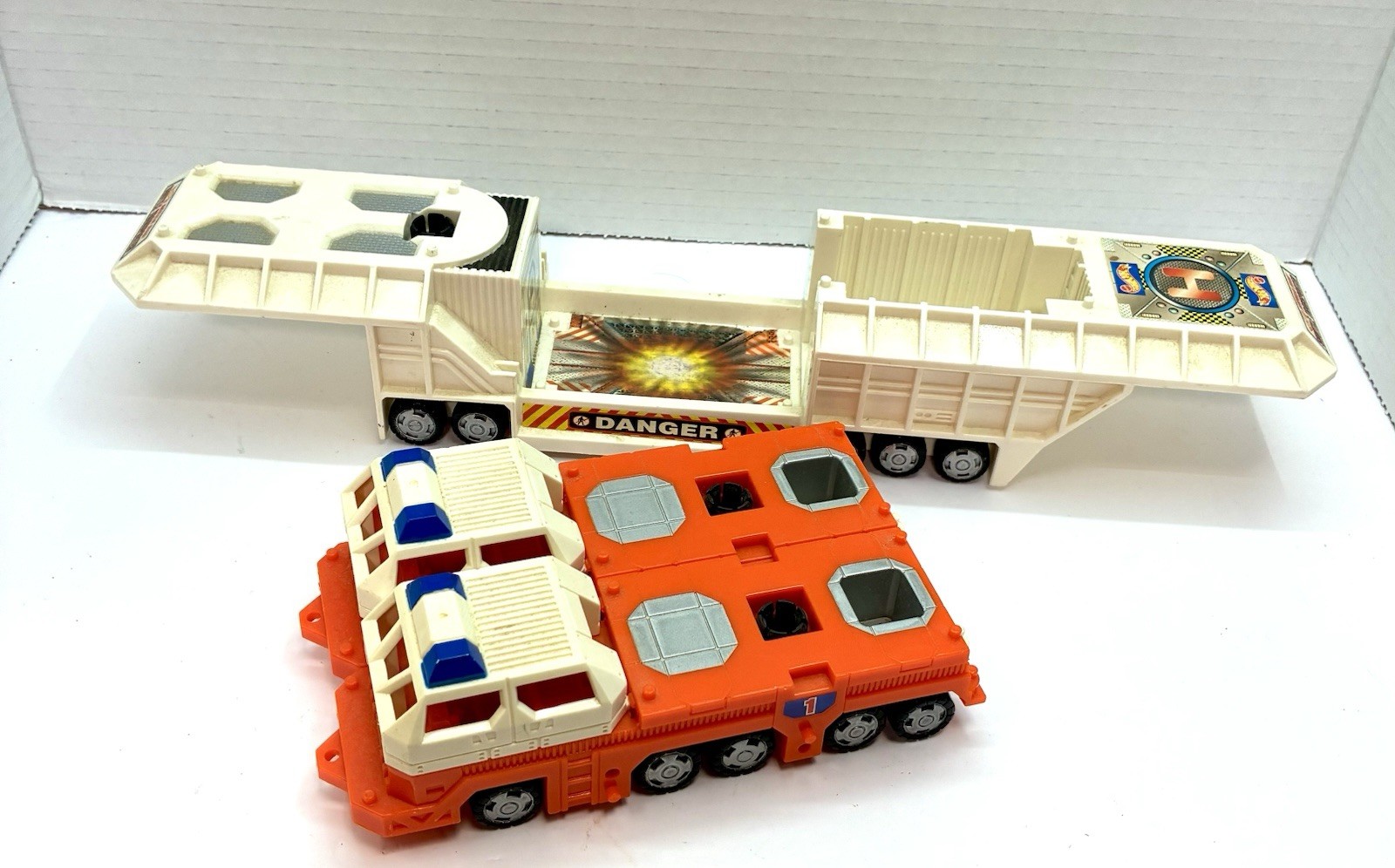 90’s MATCHBOX MEGA-RIG: Parts SPACE SHUTTLE TRANSPORTER  Mattel 32422
