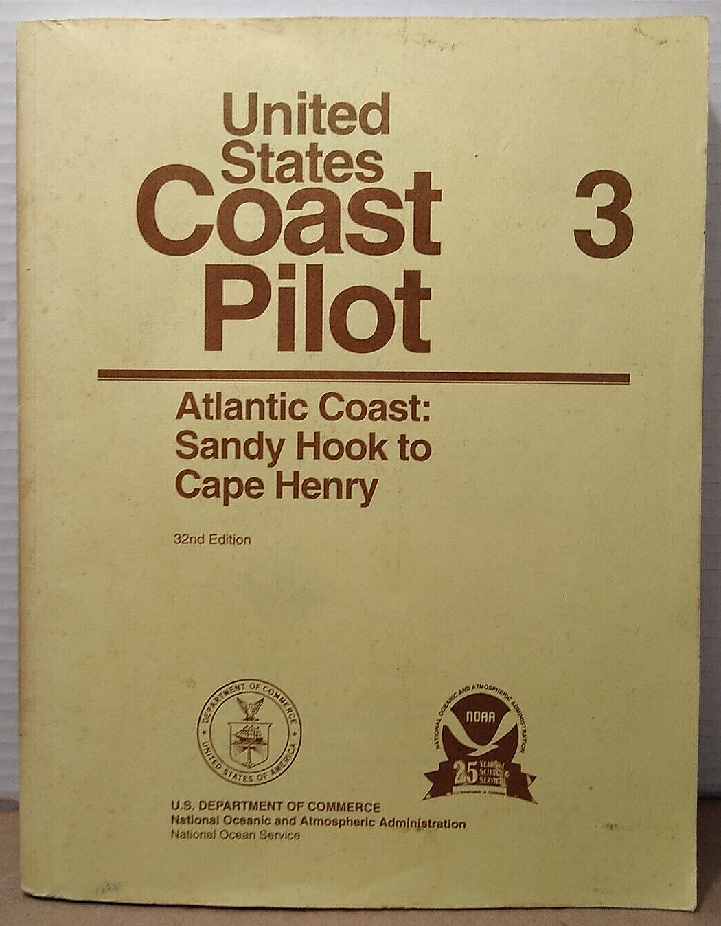 UNITED COAST COAST PILOT 3: 32nd ED ATLANTIC COAST - 1995 Illustrated Paperback