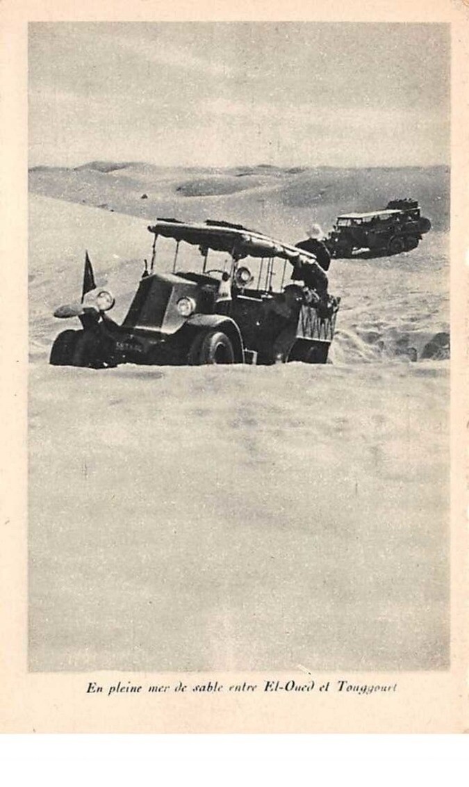 Transport N°54446. Automobile. Auto-Chenilles In Full Sand Sea Between E