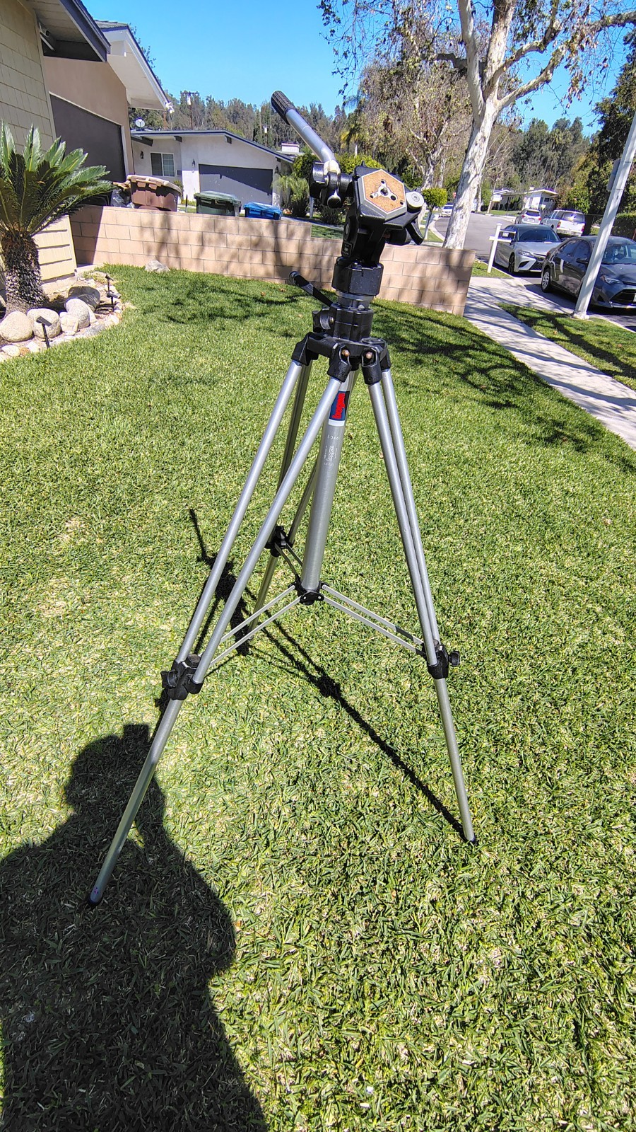 Bogen Manfrotto # 3046 Pro Camera Tripod & 3063 Fluid Video Tripod Head Italy