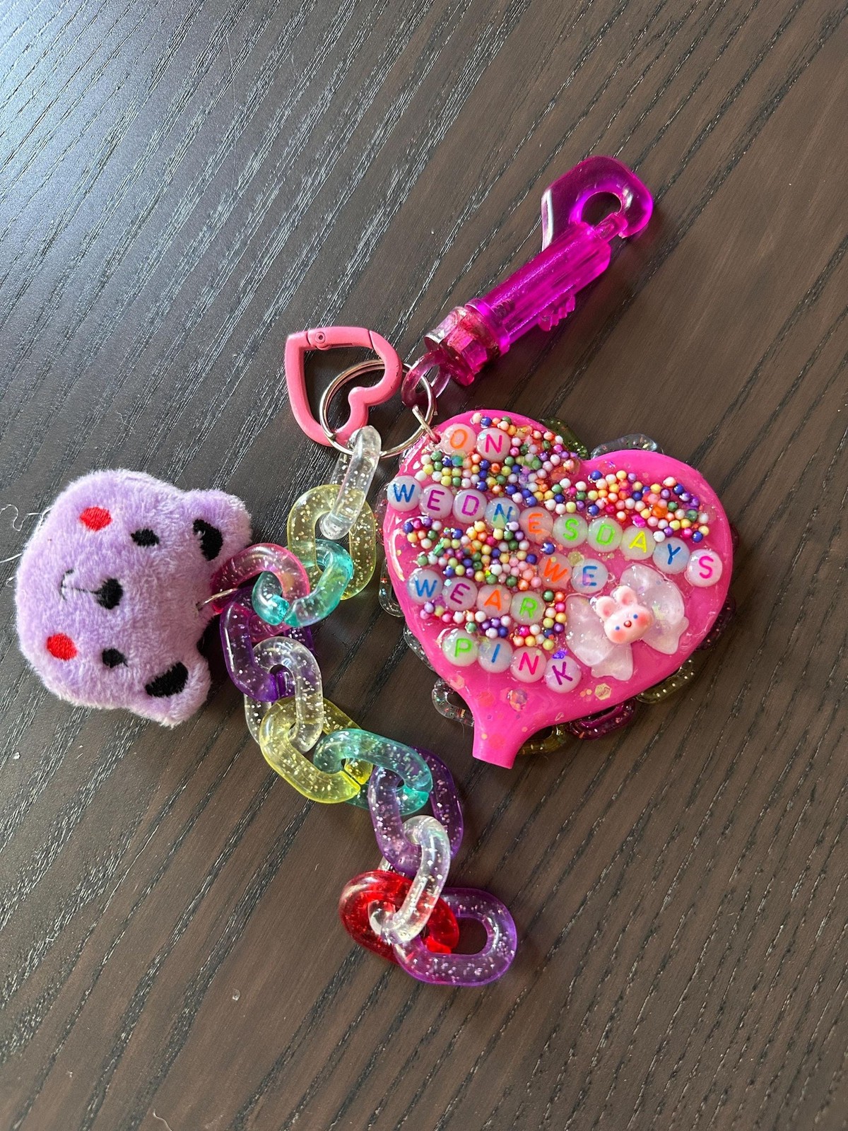 Kawaii Heart Mirror Keychain: Y2K Resin Bag Charm with Rainbow Chain