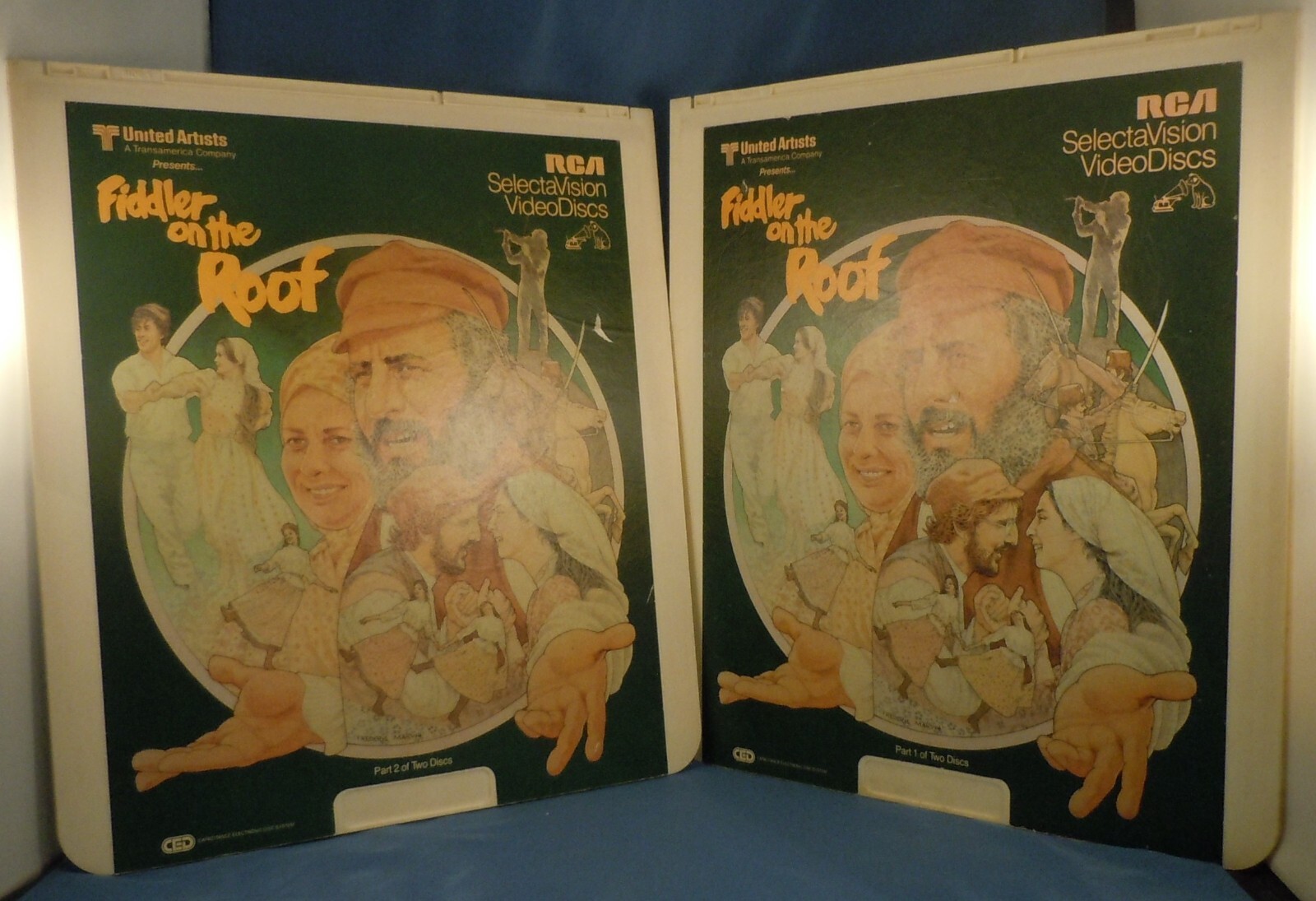 RCA CED VIDEODISC! - FIDDLER ON THE ROOF with Topol & Norma Crane