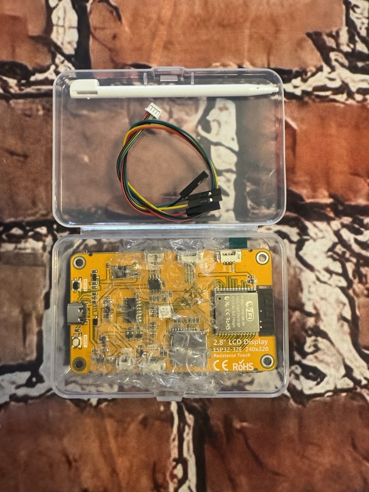 ESP32-2432SO28R Development Board for Solo Bitcoin Mining