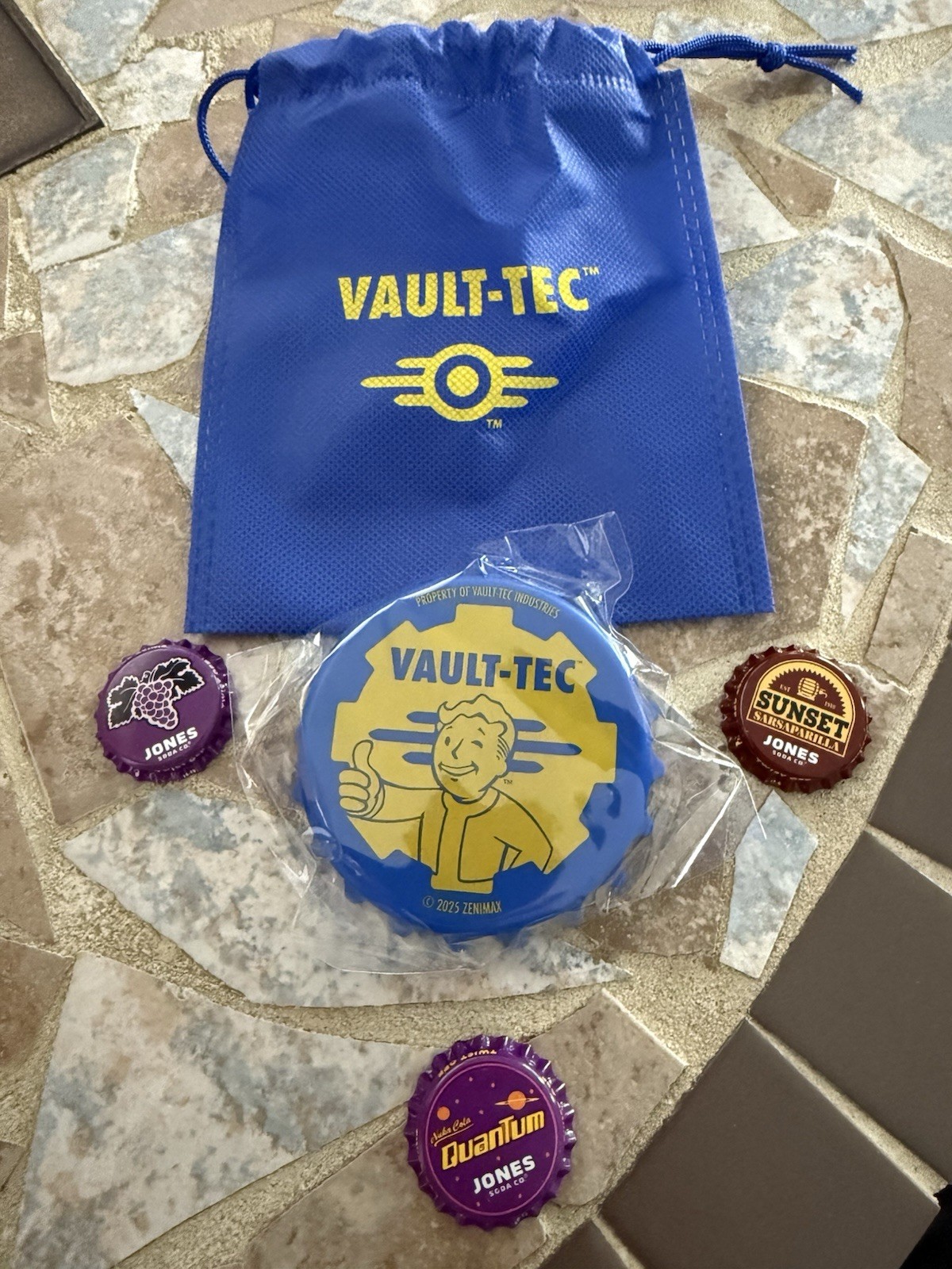 Vault-Tec Fallout Bottle Opener, Bottle Caps & Memorabilia Set