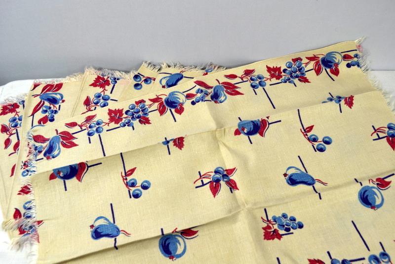 vintage woven fringed printed place mats tea dish towel kitchen flax linens