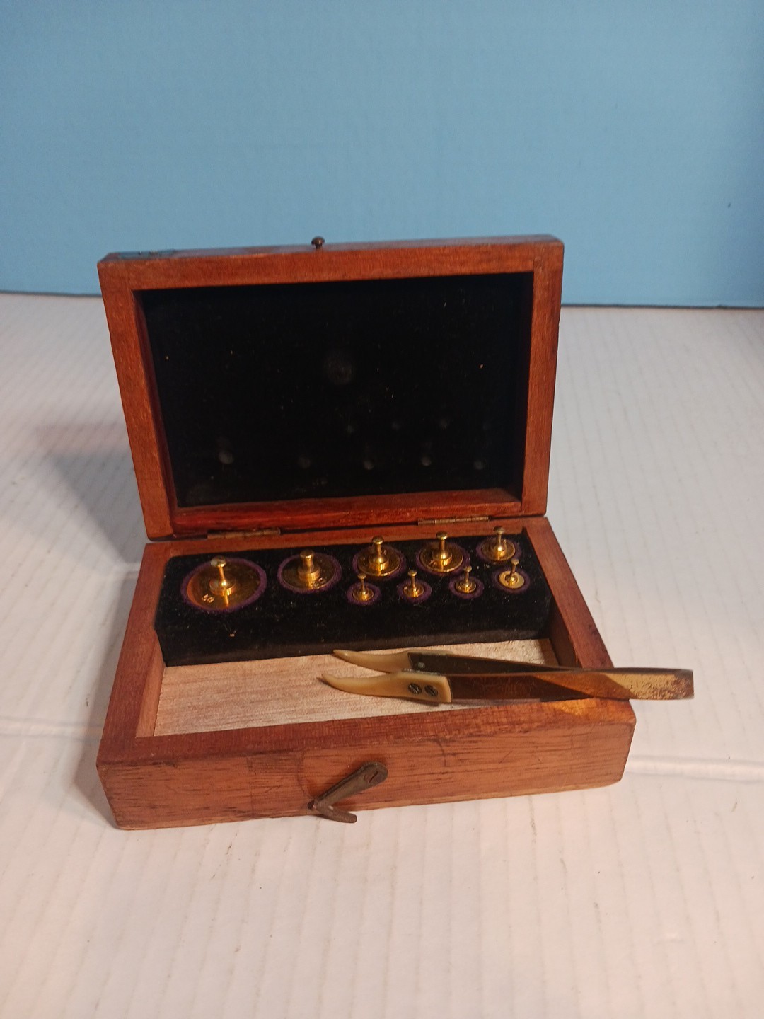 Antique  Wooden Cased Brass Apothecary Weight Set  c1880–1920