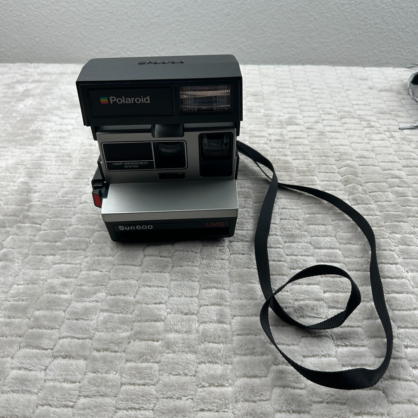 Polaroid Sun 600 LMS Land Instant Film Camera UNTESTED