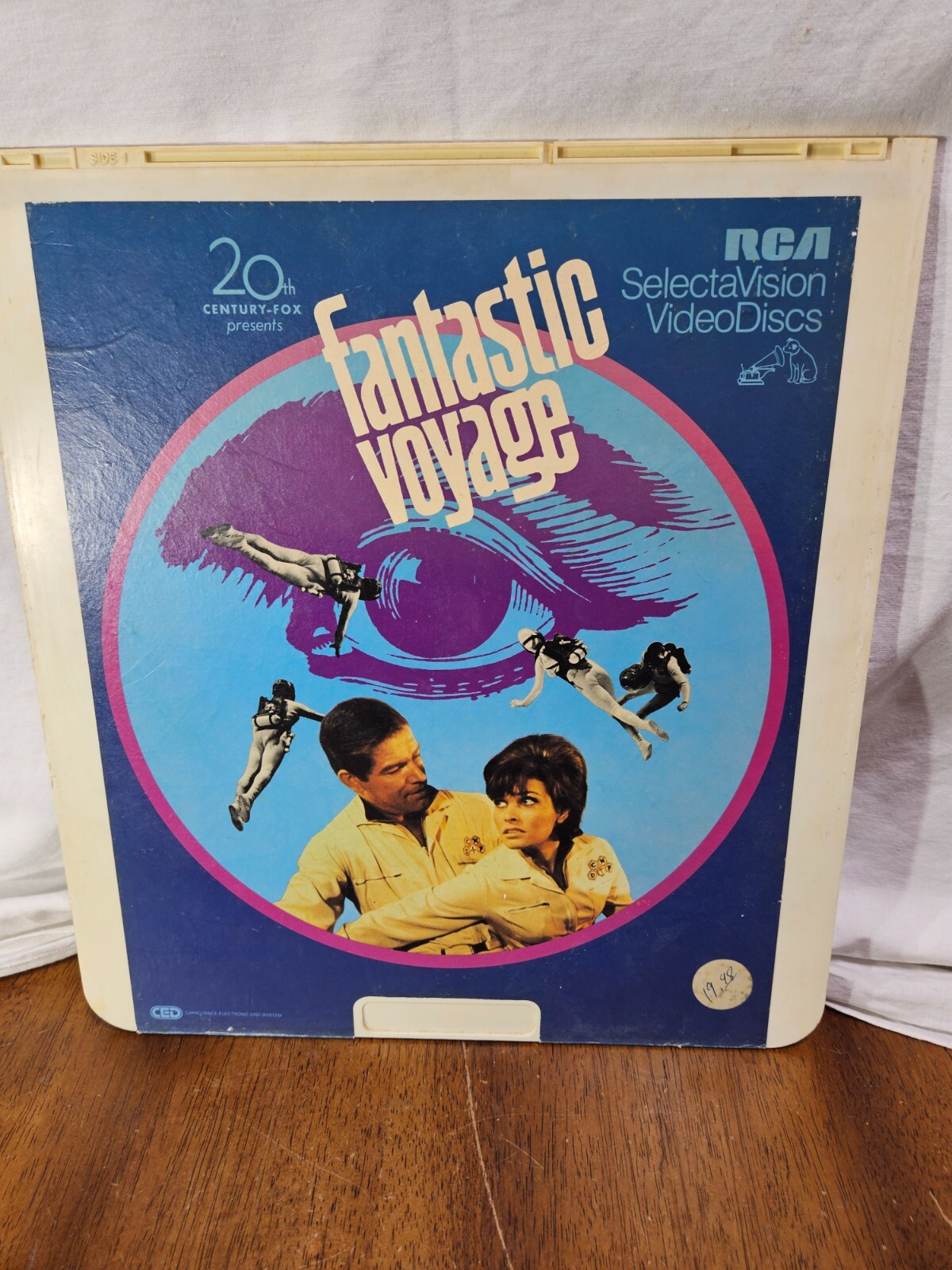 FANTASTIC VOYAGE CED SelectaVision RCA VideoDisc Stephen Boyd Raquel Welch SciFi