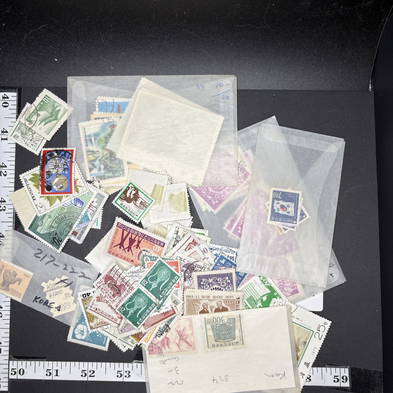 Korea - Mixed Stamp Lot - Lots To Check Out Here !  Great Price !