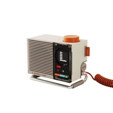 Syitren N200 Bluetooth Speaker New Portable Mini Speaker w/ Battery Metal Stand