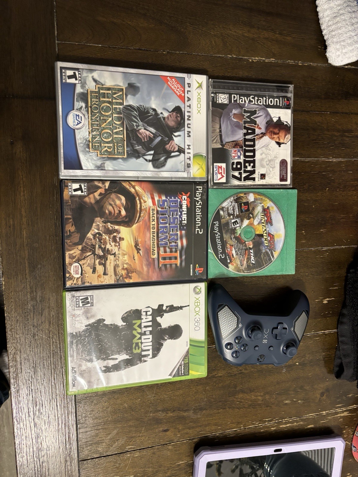 EA Sports Activision THQ Xbox 360 PlayStation Xbox Games & Controller Lot NTSC
