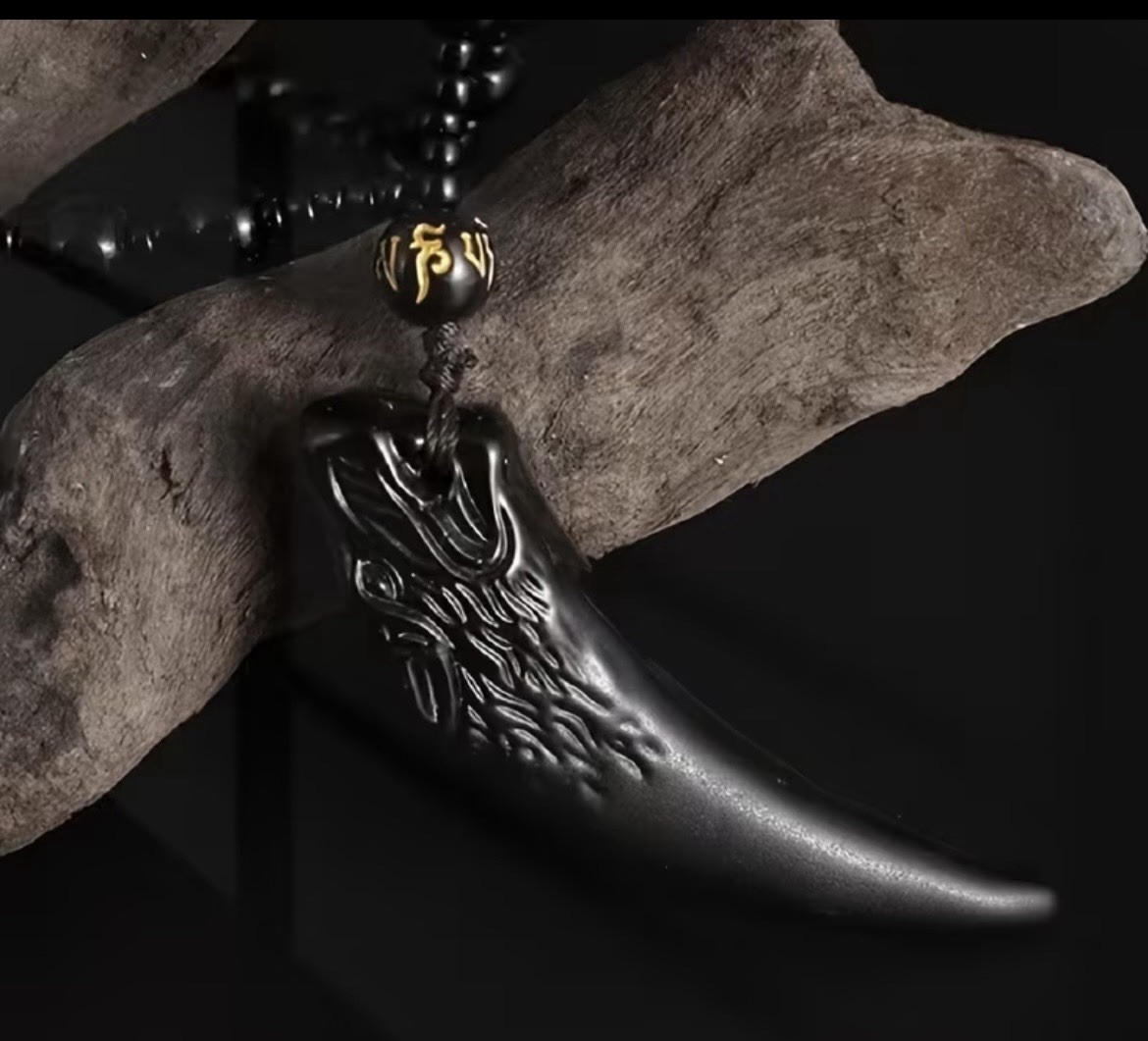 Black Obsidian Wolf Tooth Amulet Beaded Necklace 25.6in Pendant