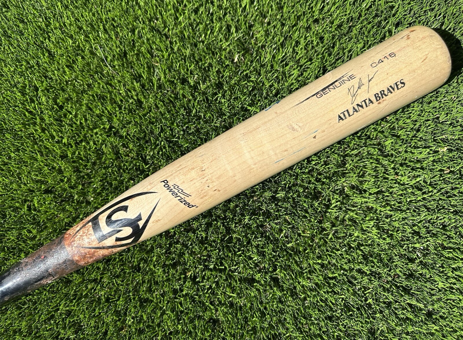 Atlanta Braves Ronald Acuna Jr 2022 Game Used Cracked Louisville Slugger Bat