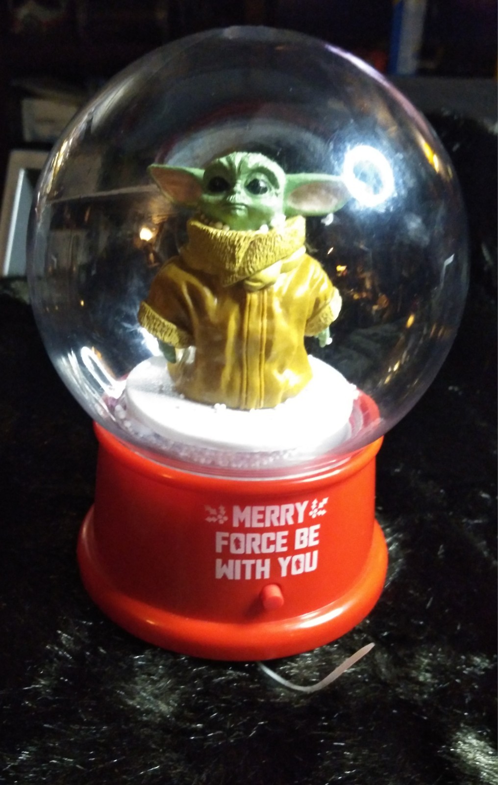 Gemmy Star Wars The Child Mandalorian Snow Globe 2021 Collectible