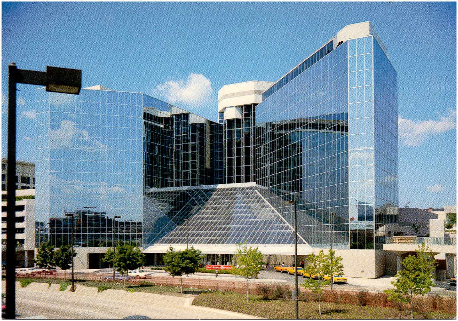 New Hyatt Regency Hotel Baltimore Maryland MD 1981 Chrome Postcard 4x6"