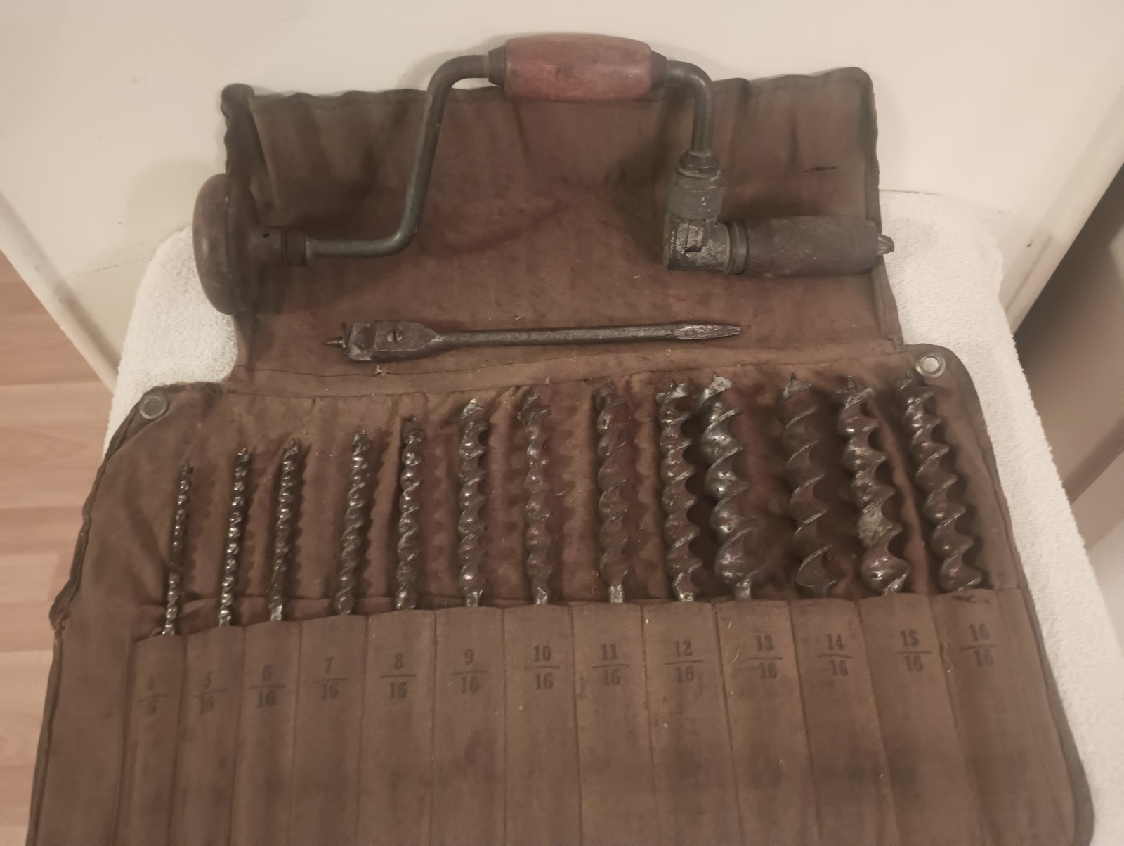 13 Piece Russell Jennings Auger Bit Set  & Hand Drill  - 1 - C.E. Jenning Bit