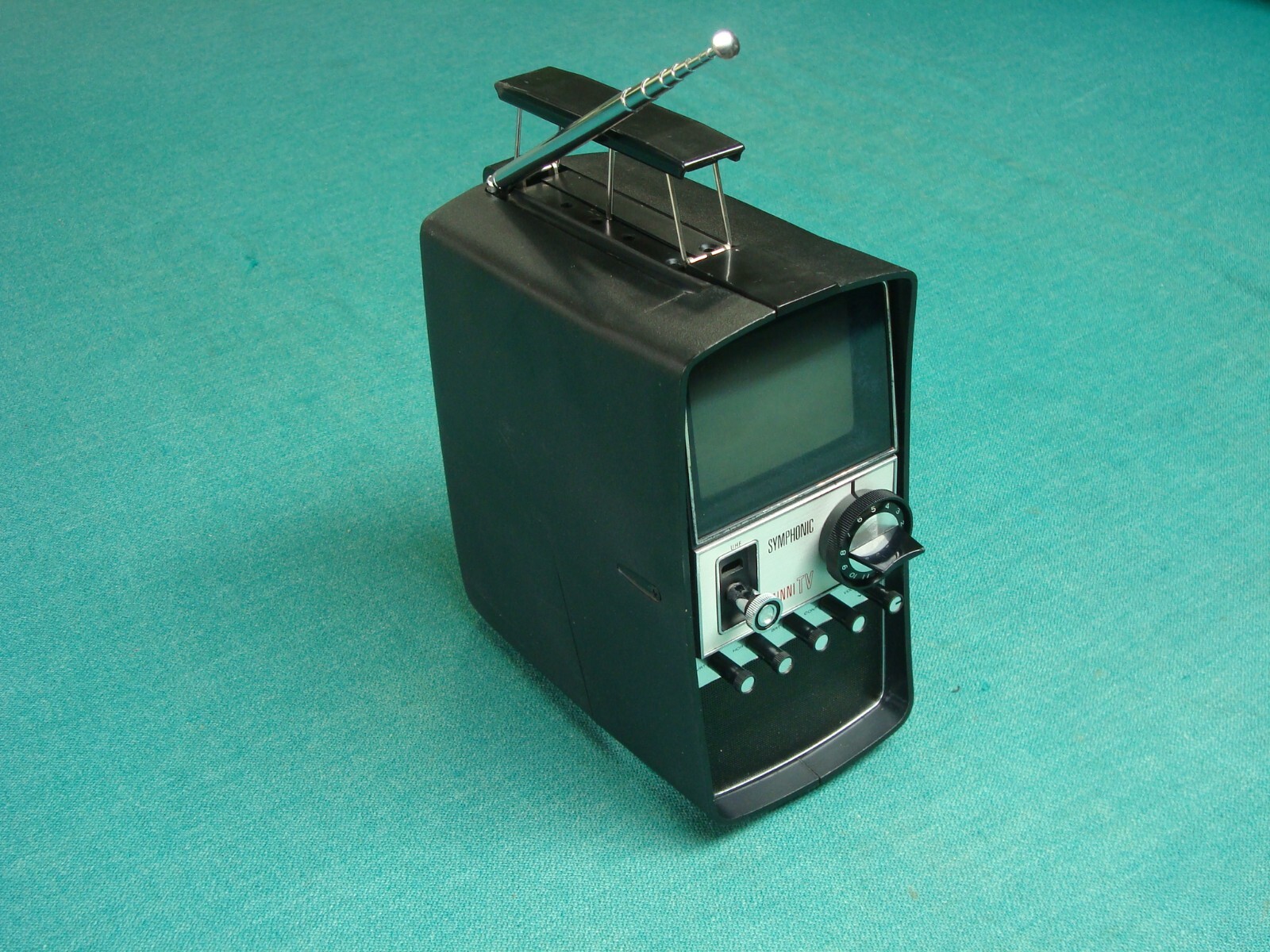 Vintage 1960's Symphonic Model TPS-5050, 3" Transistor Micro TV