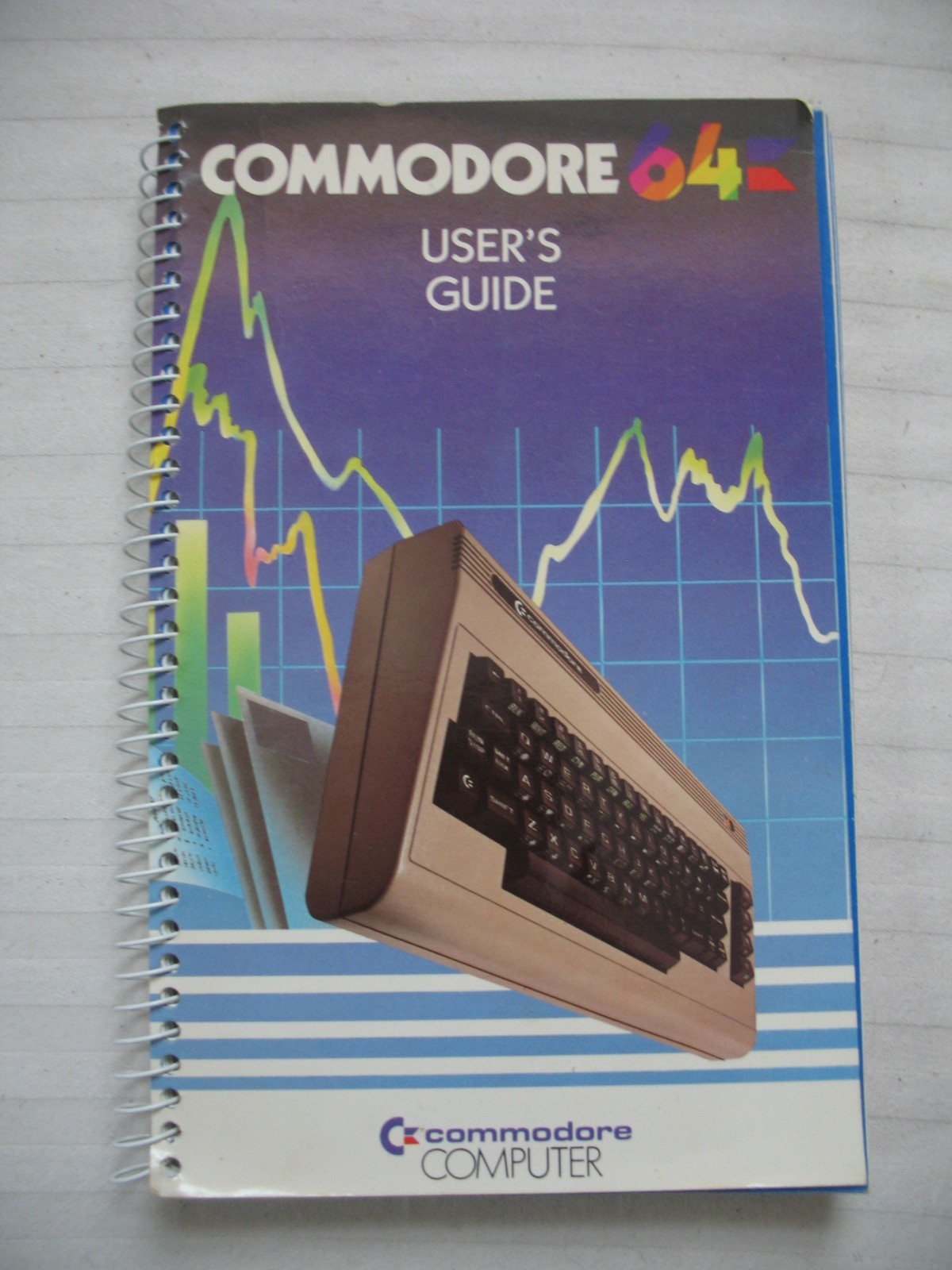 Vintage 1983 Commodore 64 Computer User's Guide First Edition 8th Printing