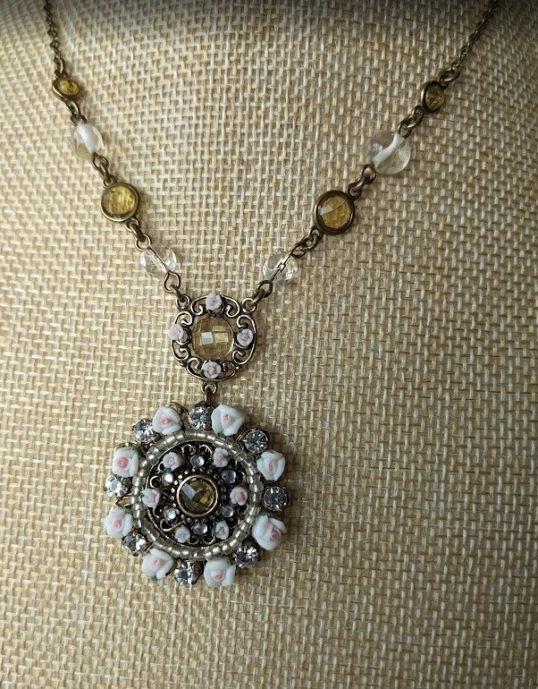 lot of 4 broken necklaces for parts or restoring