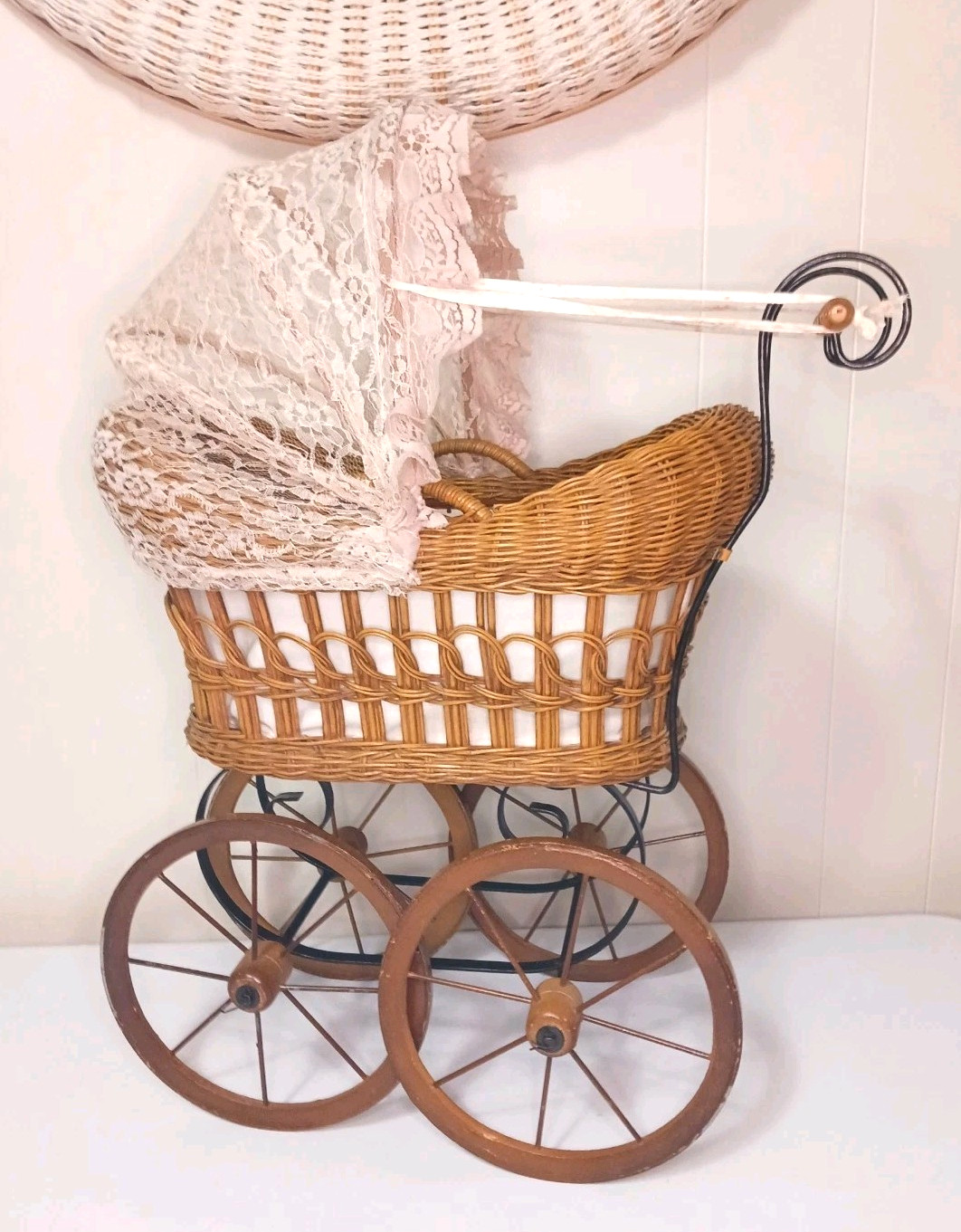 Vintage 25 Inch Wicker Carriage Buggy Baby Doll Lace Canopy Metal Working Wheels