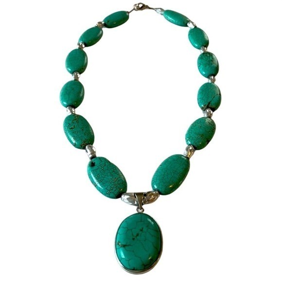 Southwestern Faux Turquoise Necklace Silver Tone Green Stone