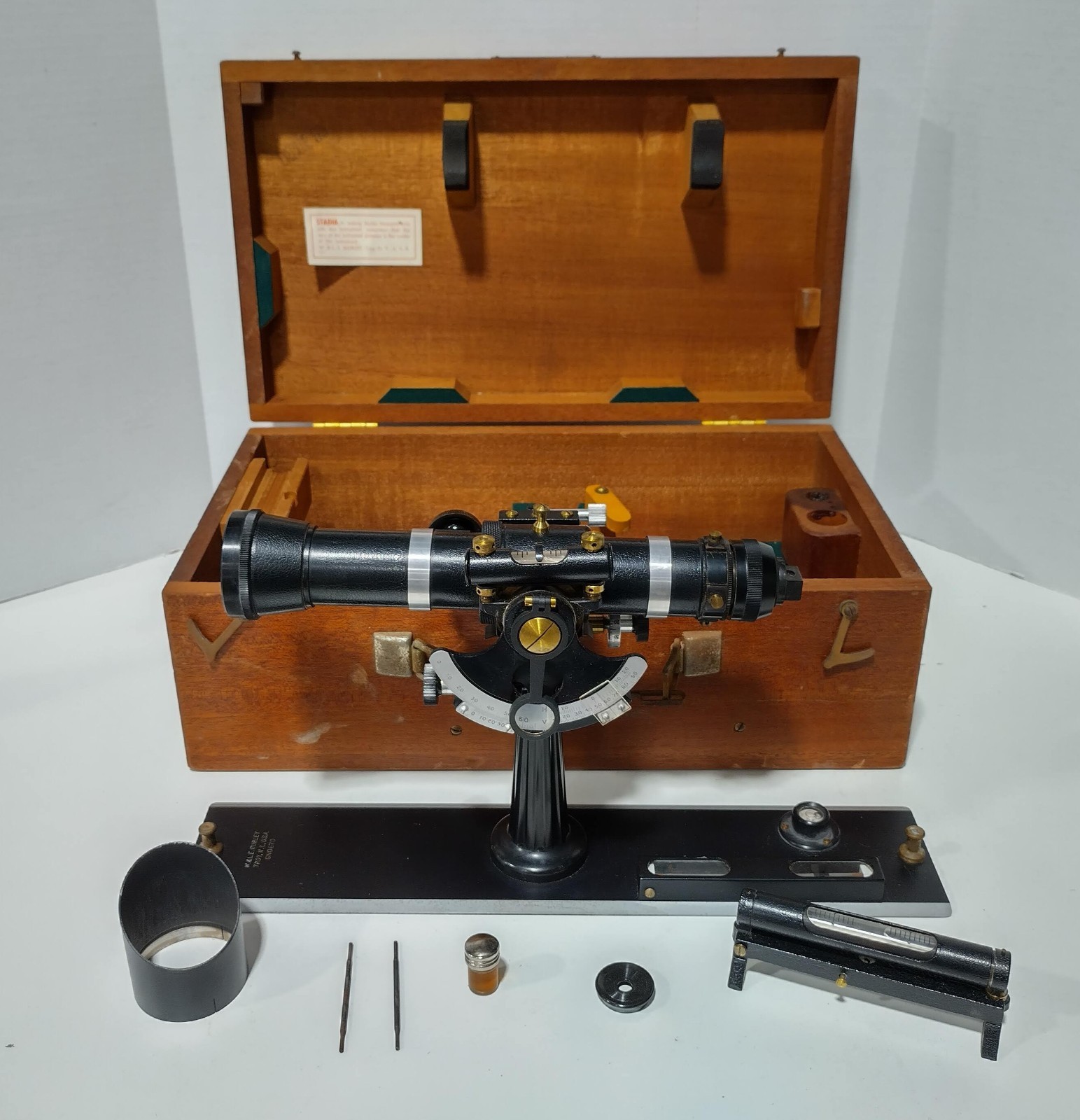 W & L.E. Gurley 582 Standard Plane-Table Alidade w/Case Vintage 1967 GN0670