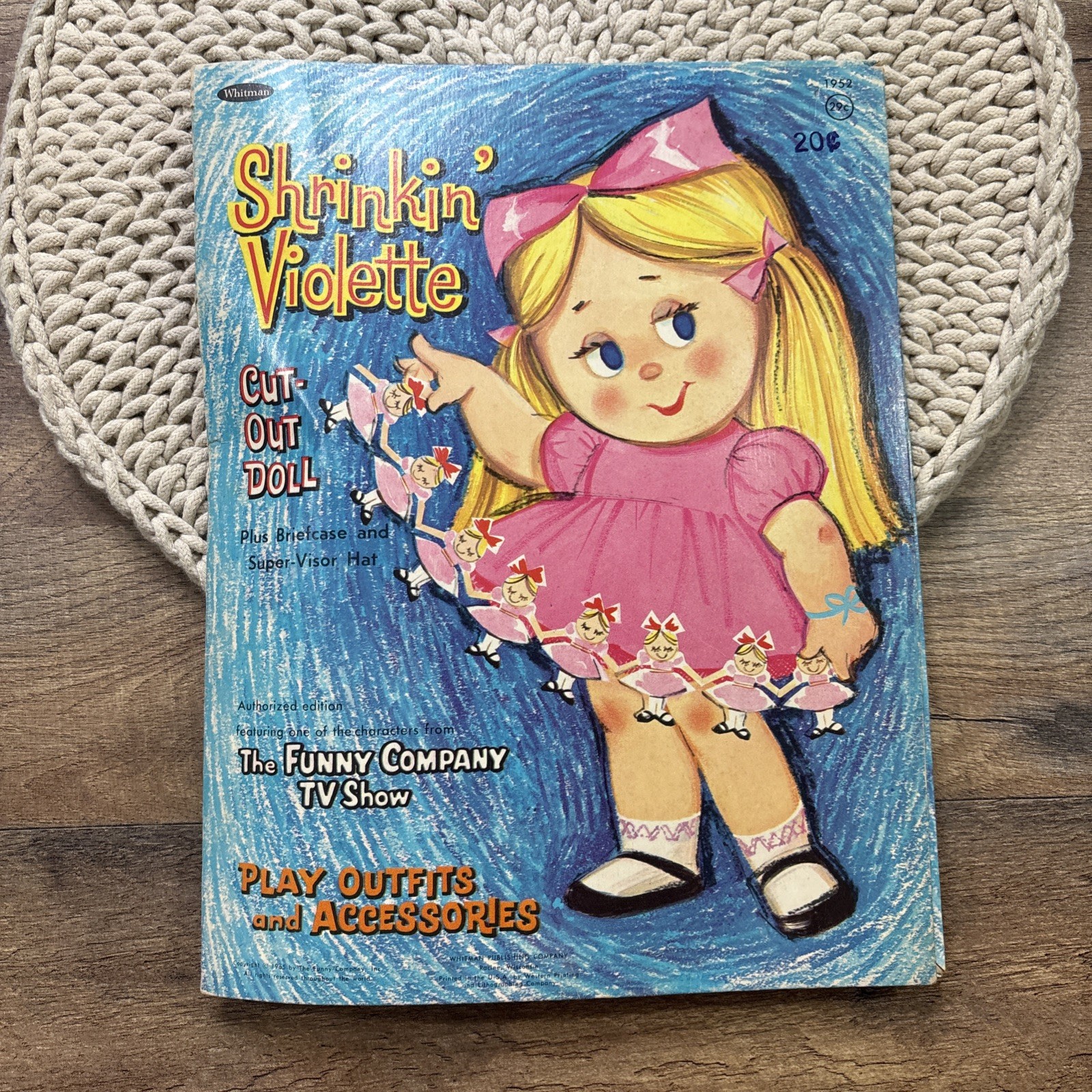 Vintage Whitman Shrinkin Violette Paper Doll w Outfits & Accessories 1965 Mattel