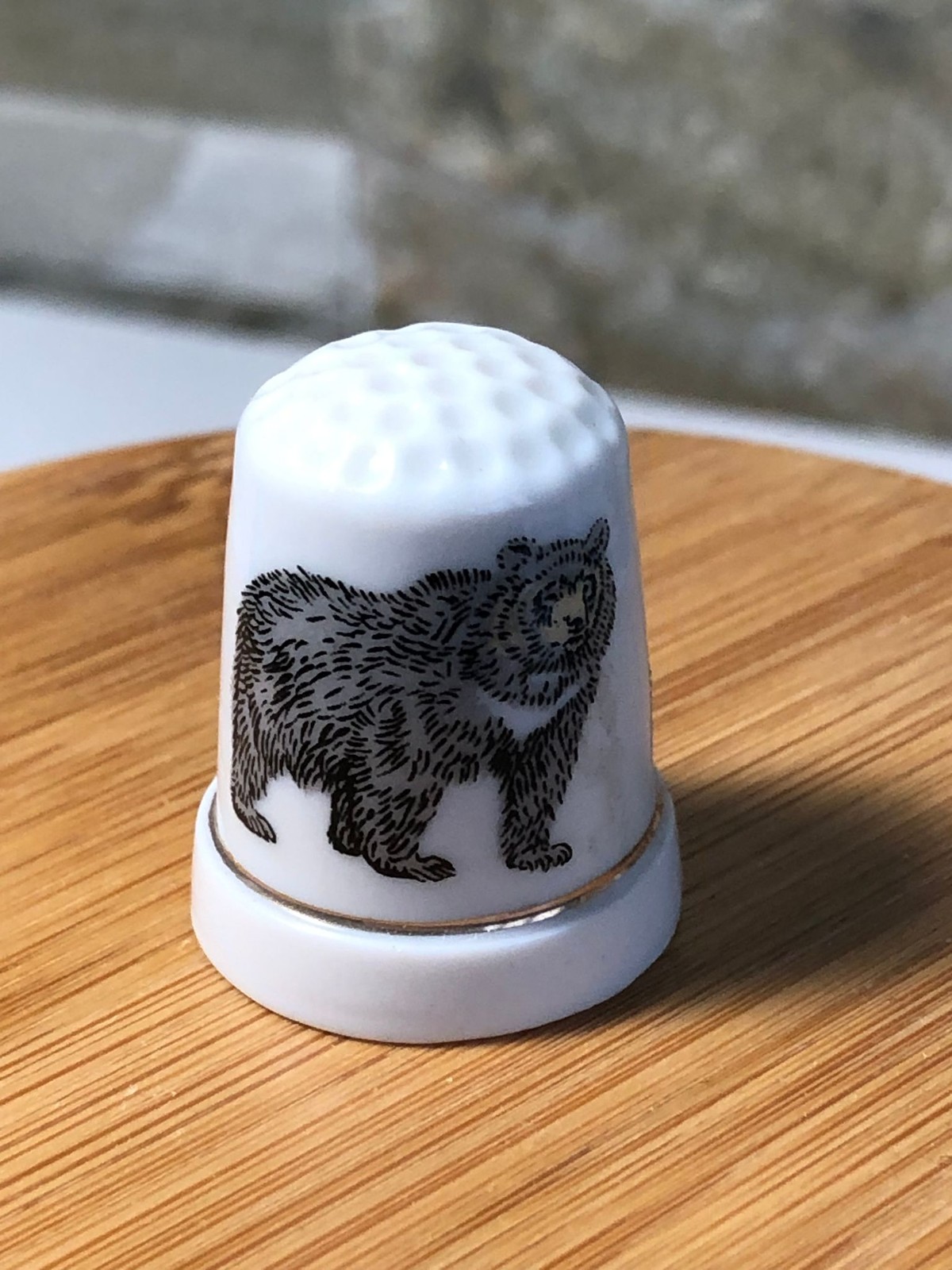 Parc Safari Thimble Ceramic Bear Souvenir White Gold Trim Collectible Vintage