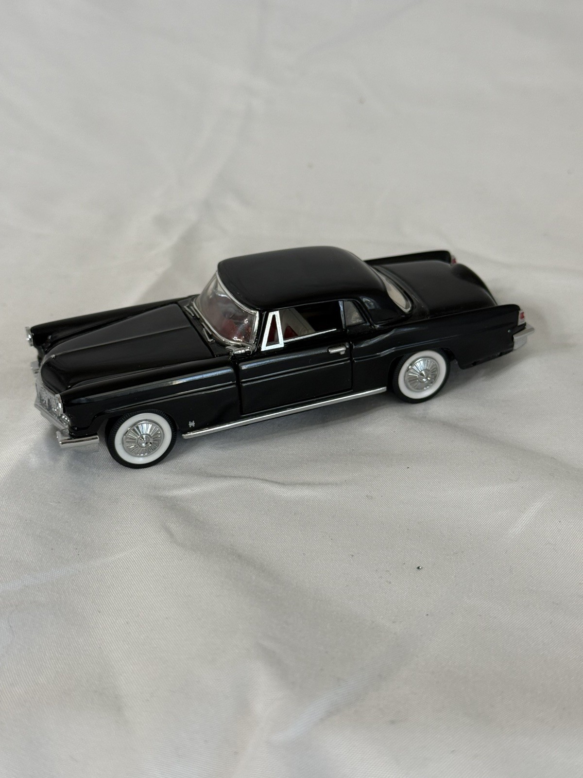 Franklin Mint 1956 Lincoln Continental Mark II 1:43