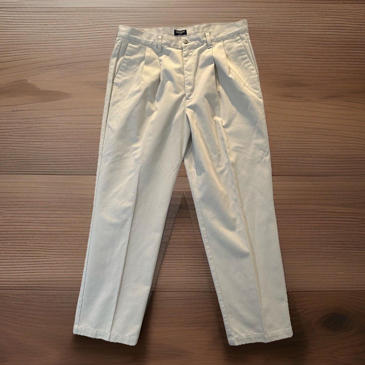 DOCKERS Khaki Pants Pleated Twill Classic Fit No Wrinkle Men’s 38X32 Beige