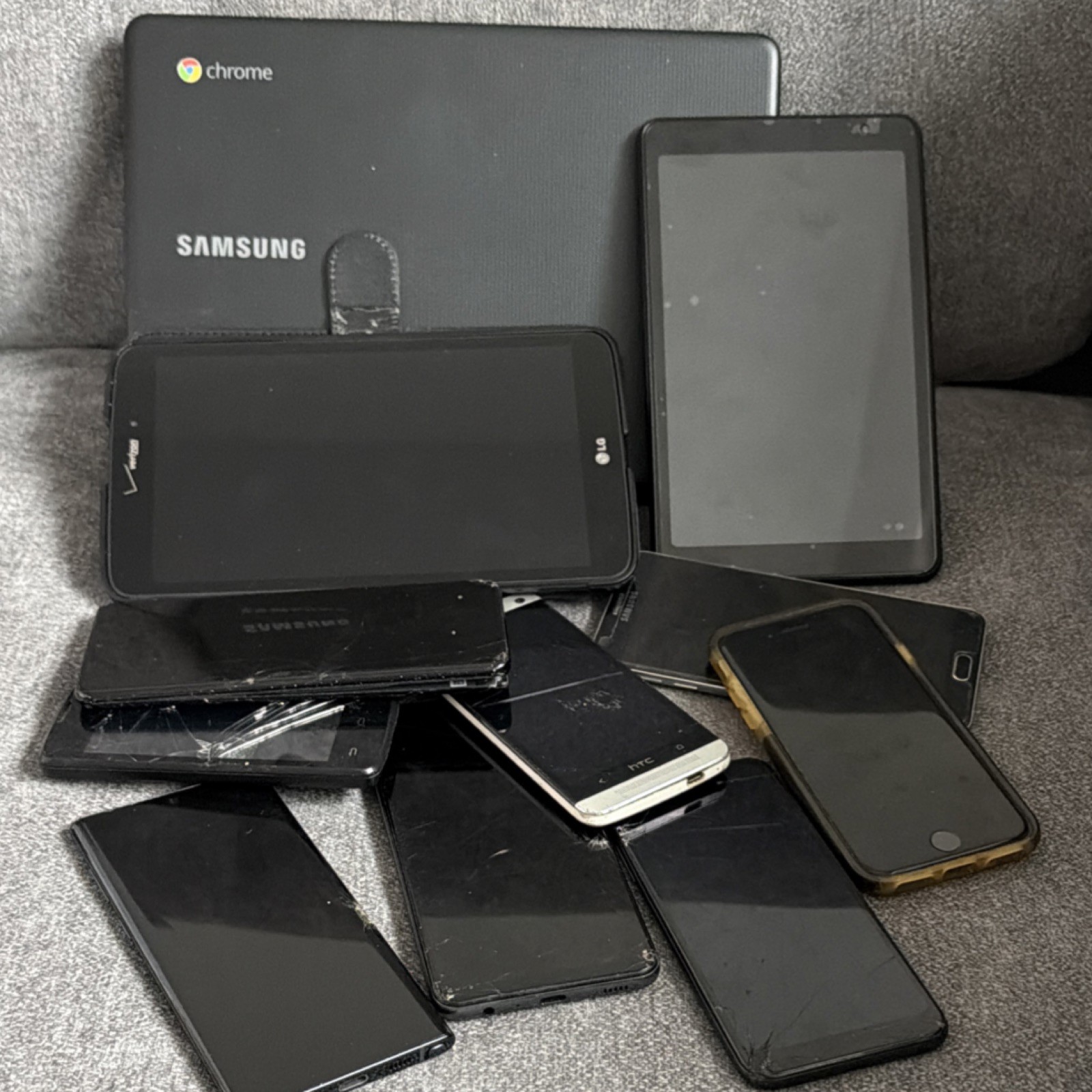 For parts or not working 