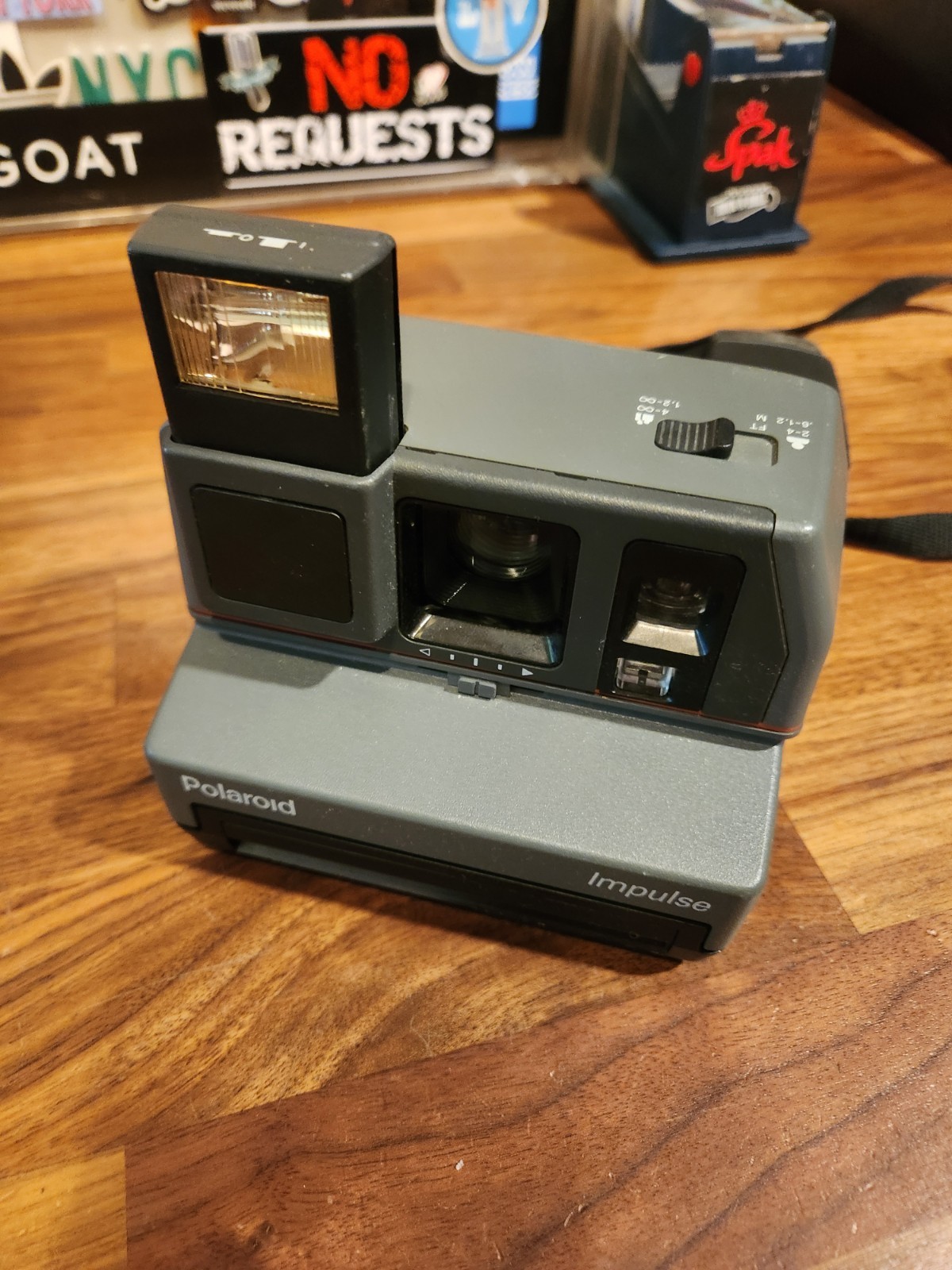 Vintage Polaroid Impulse 600 Instant Film Camera Gray 