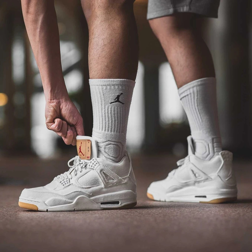 Size US 7 - 12 Men's Jordan 4 Retro x Levis White Denim 2018