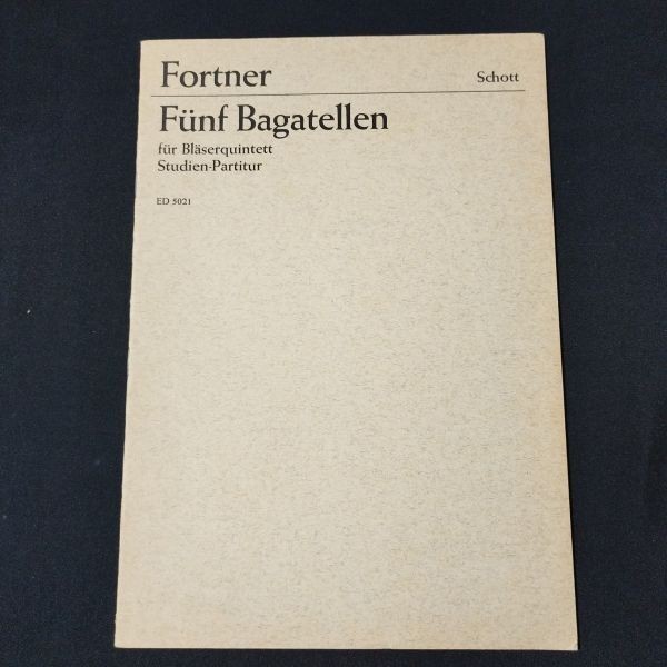 Score (Woodwind Quintet) Wolfgang Fortner 5 Bagatelle Shelves Ynd14