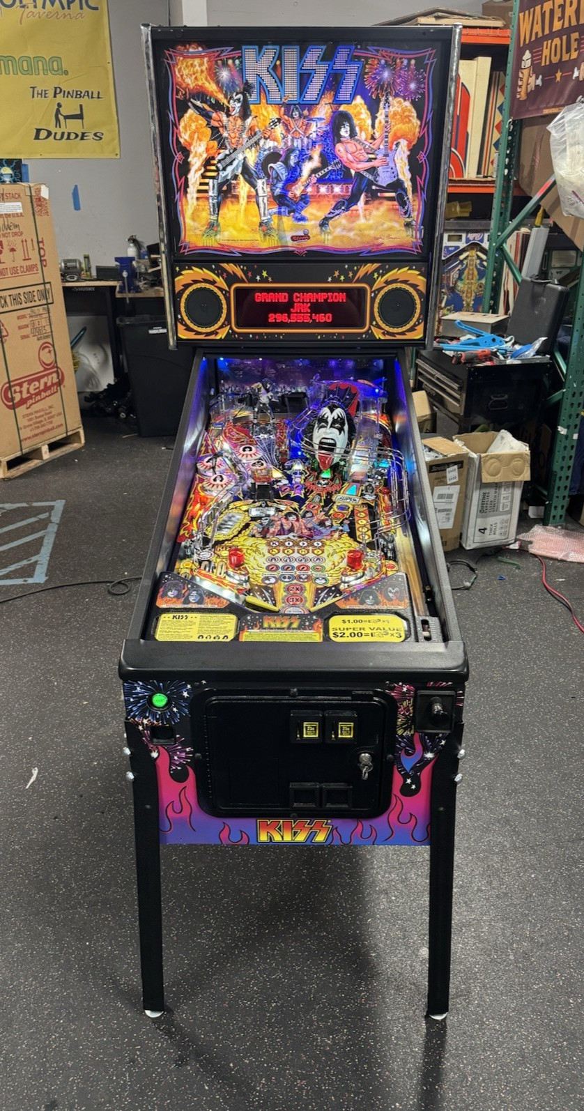 2015 STERN KISS PRO  EDITION PINBALL MACHINE  PLAYS GREAT GENE SIMMONS