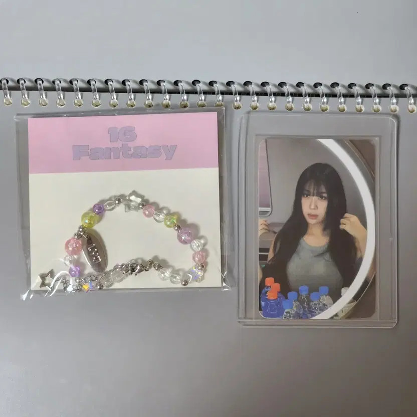 Lee Young-ji Bead Bracelet & Photo Card - Unused