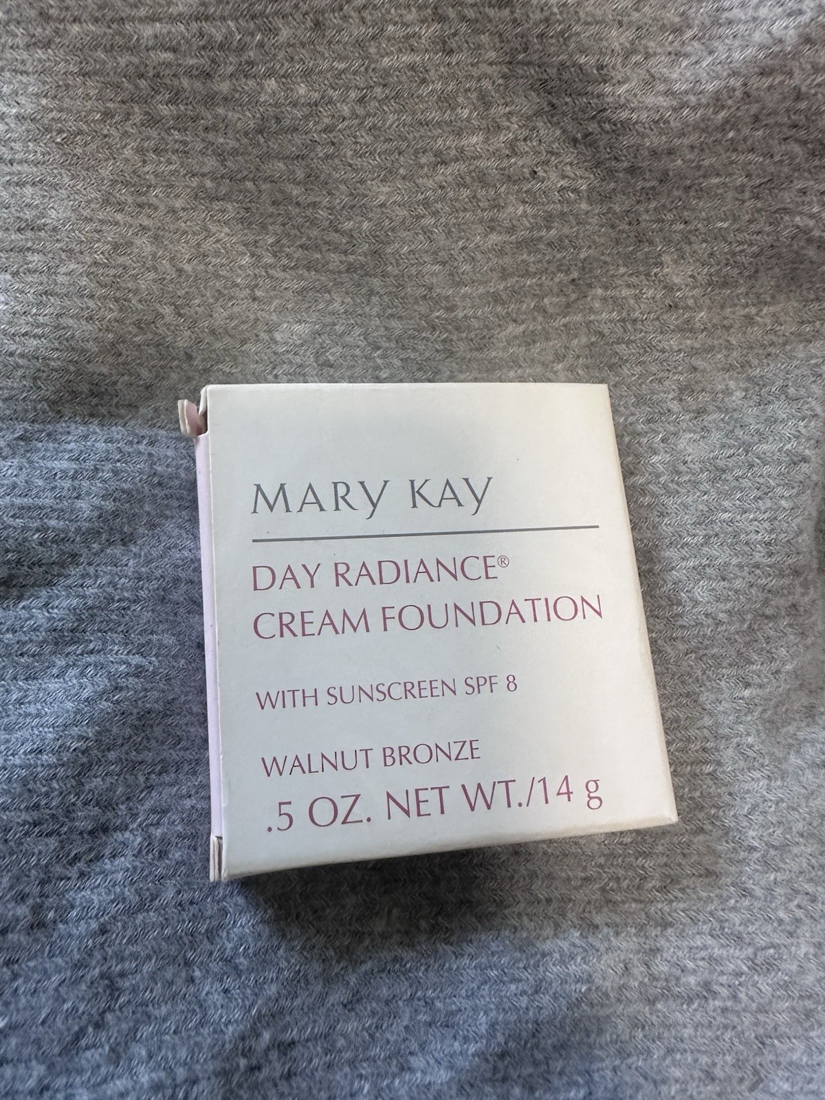 Mary Kay Day Radiance Cream Foundation SPF 8 Walnut Bronze #6310 New In Box