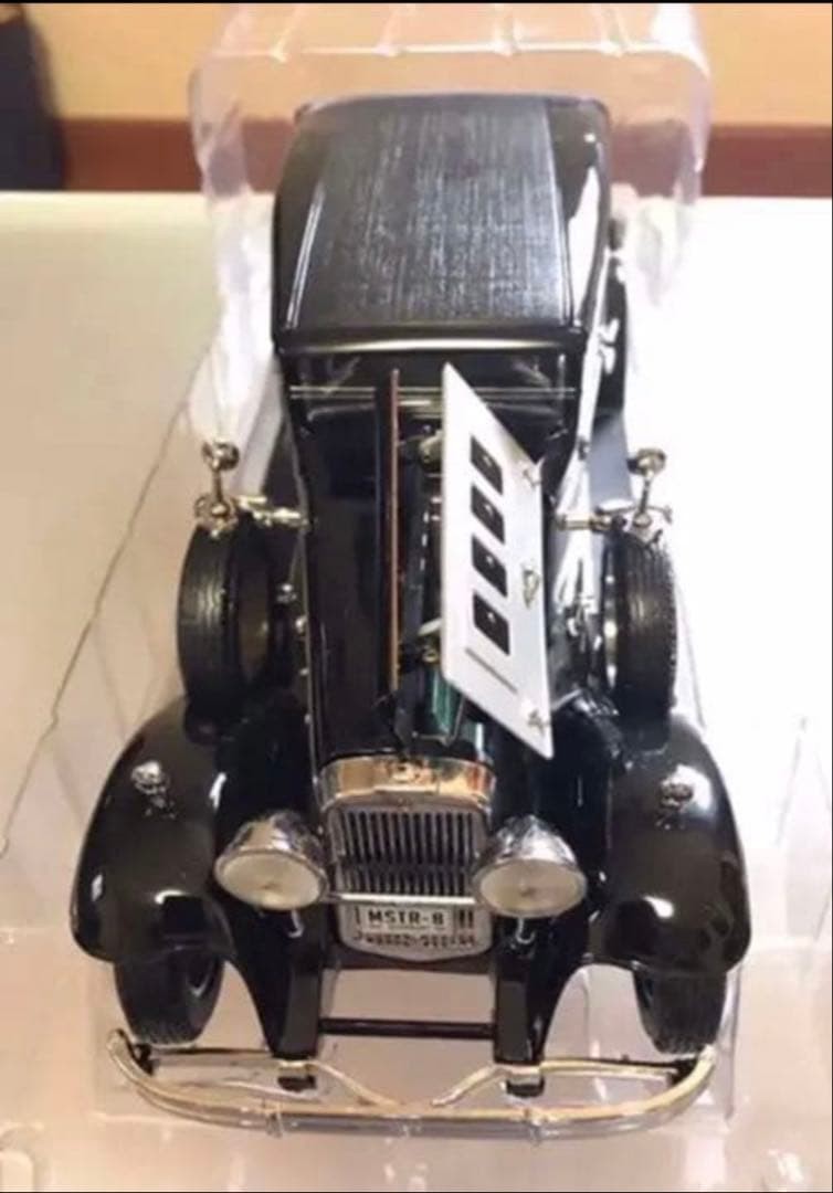 1/18 Auto World Peerless Master 8 Sedan 1931 Limited 1500