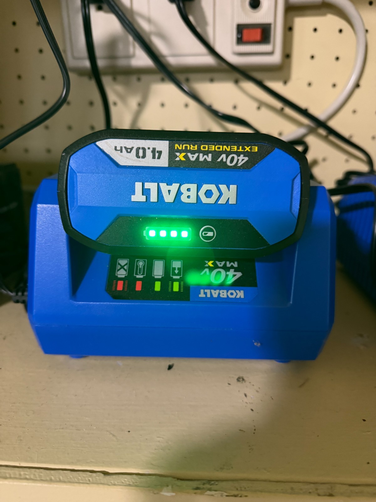 Pre-Owned Kobalt 40V Max 4-Ah Lithium Ion Battery and Charger Set