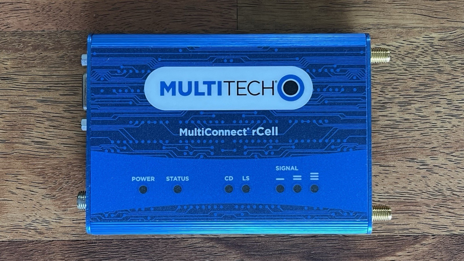 Multi-Tech MTR-LNA7-B07 Multi Connect rCell 100 Series Wi-Fi Wireless Router