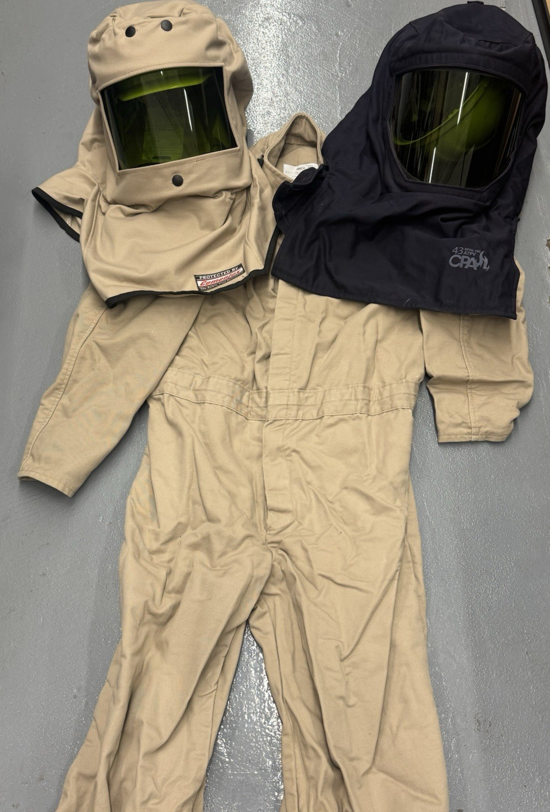 Cementex Large 40 Gal Suit With Helmets