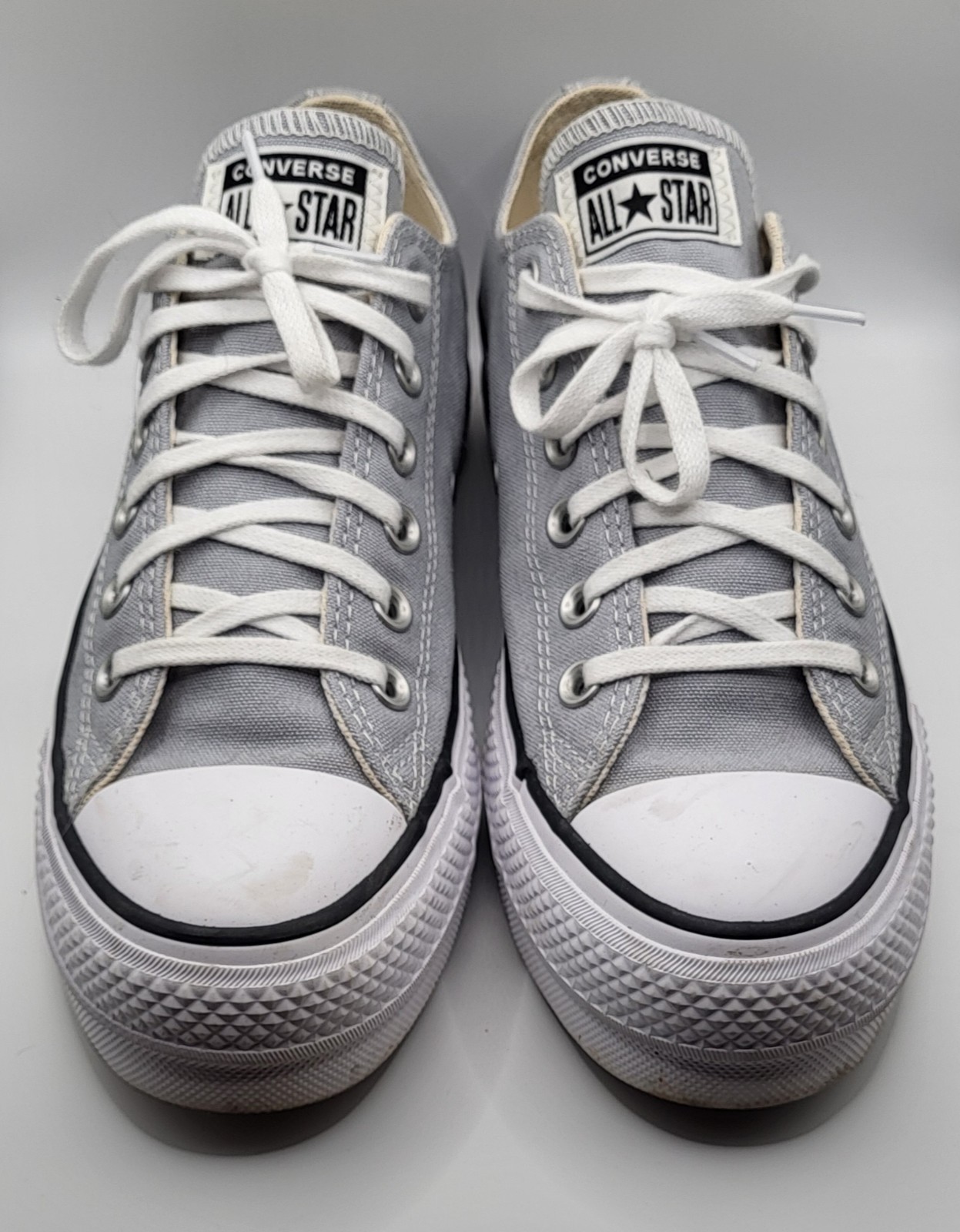 Converse Women's Size 7.5 Chuck Taylor All Star Platform Lowtop Sneakers Grey