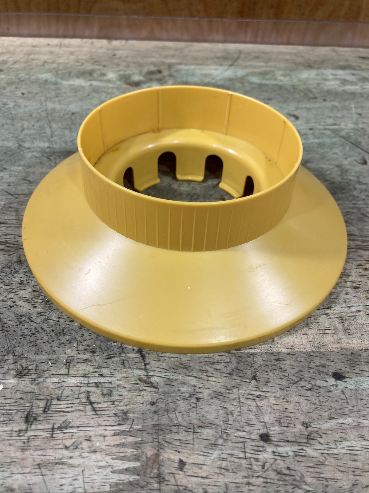 AFC Camp Master Lantern 1035 - Propane Canister Base - Lightly Used