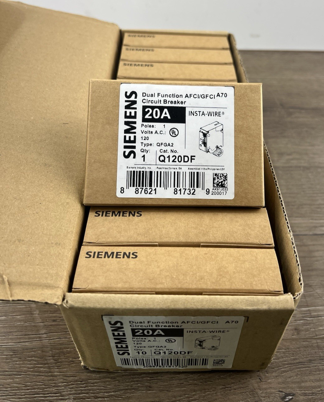 Box of 10 Siemens Q120DF 20A Dual Function AFCI/GFCI with Pigtail NEW S7