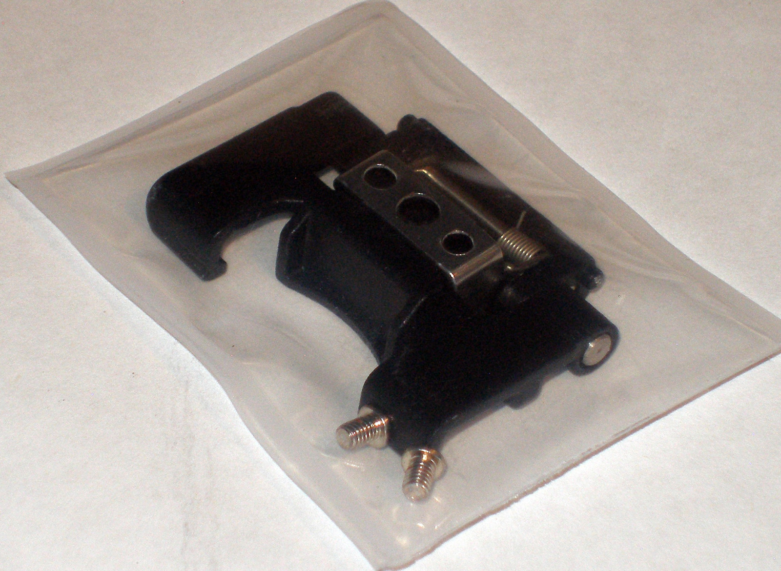 Panasonic Toughbook Cf-18 CF-19 Tablet Lid Latch Assembly DFKE9092YA-0, all mks