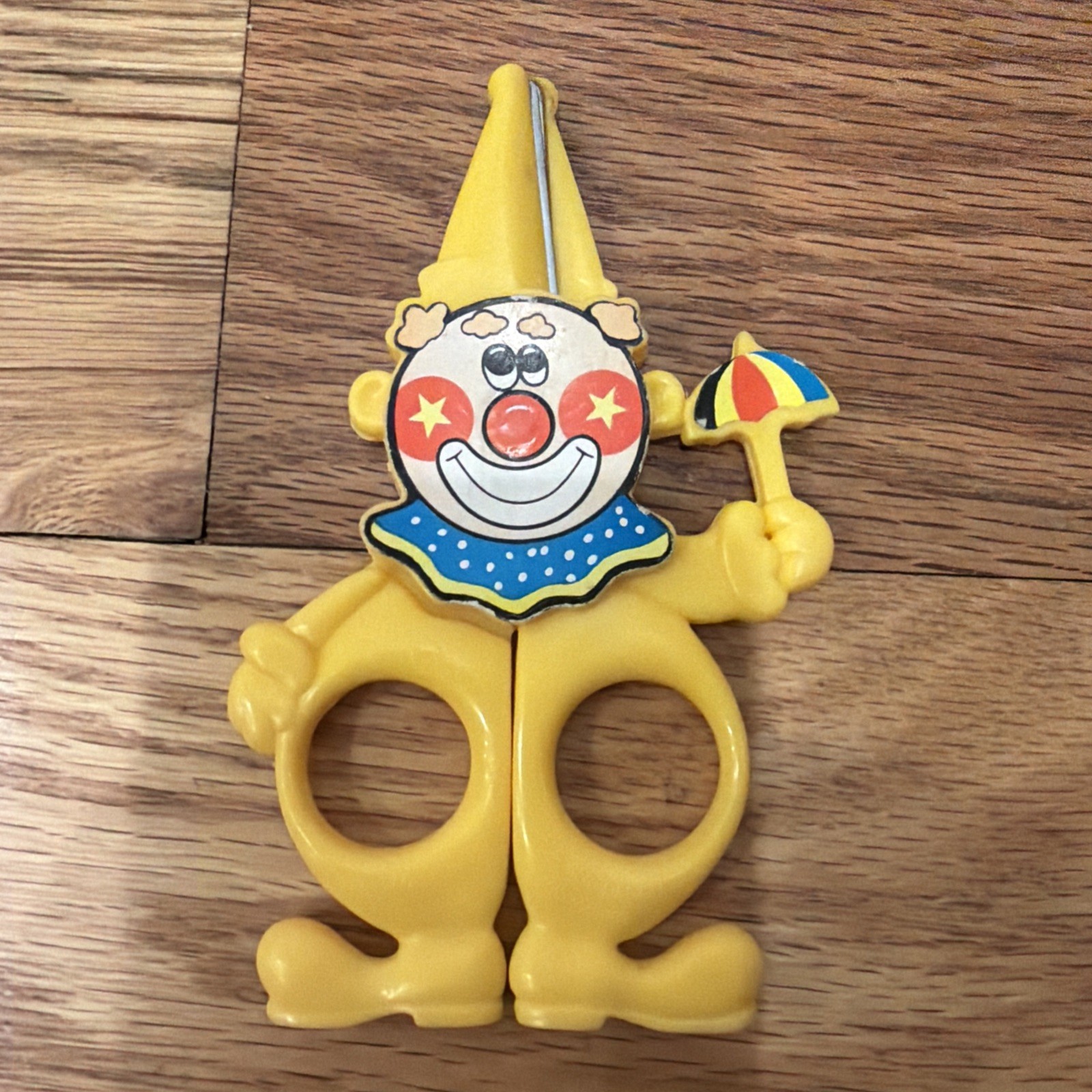 Vintage Clown Scissors U.K. Reg Design No. 1005182 Yellow Clown Umbrella Rare